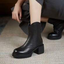 Damen Stiefel in Große Größen, Leder, Dicke Sohle, Schnürung, Seitlicher Reißverschluss, Knöchelhoch, Motorradstiefel, vielseitig & modische Knöchelstiefel, geeignet für alle Jahreszeiten - Schwarz - Übersicht 1