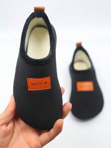 Autumn/Winter Thickened Children's Floor Socks, Anti-Slip Soft Bottom Indoor Shoes For Toddlers, Warm Nursery Slippers, Yoga Socks Casual Wool Warm Slip-On Slippers, Thick Lightweight Soft Bottom Sock Shoes, Suitable For Home Use - Black - View 11