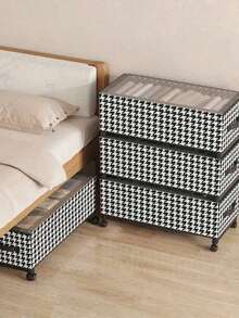 1个带轮床底收纳箱，透明防尘盖，家居衣物收纳，是宿舍和小户型公寓的理想之选。这款节省空间的滚动收纳箱带有透明视窗，轻巧便携，可收纳换季衣物、鞋子、配饰和内衣。方便取用，优化衣柜空间，让杂物井然有序，同时方便快速取用。兼容衣架、行李箱和搁板。整洁的透明盖提升房间美感，防尘设计，坚固的轮子确保移动顺畅，紧凑的体积最大限度地利用了狭小空间。 - 彩色 - 查看 1