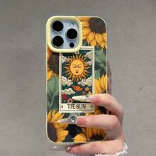 Funda para teléfono con diseño de girasol y carta del tarot. Luce un diseño de sol brillante y vibrante, ideal para teléfonos ,  17,  16 Pro Max,  15 Pro Max,  13 y  12. Fabricada con TPU resistente, ofrece protección contra golpes y caídas. Perfecta para amantes de la naturaleza, amigos, regalos de otoño, personas con inquietudes espirituales y para celebrar Halloween. - Amarillo - Ver 7