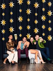 Decoraciones de fiesta doradas Guirnalda de estrellas 2026 Decoración de Año Nuevo Borlas Estrellas doradas 3D Pancartas colgantes de papel metalizado Suministros de fiesta Adecuado para cumpleaños, bodas, baby showers, despedidas de soltera, fiestas festivas