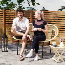Banco de jardim Outsunny de 2 lugares, feito de polirratã, resistente às intempéries, com design em rattan trançado, móvel de jardim resistente ao sol com encosto, banco de parque com capacidade de carga de 260 kg, para varanda, terraço, jardim, 126x72x83cm, cor cáqui. - 1 - Ver 7
