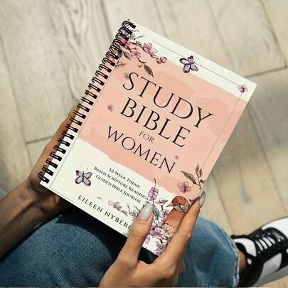 1 Floral Spiral Notebook - Women's Bible Study, 52 Weeks Themes, Christian Diary, 100 Pages Per Side, Used For Scripture Study And Prayer Record; Elegant Pink Religious Gift, Suitable For Church Friends, Family, Colleagues, Spiritual Record Keepers, Floral Decorative Art Cover Design, High-Quality Printing, Durable Paper