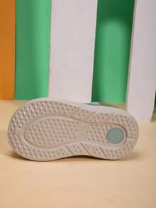 儿童透气舒适柔软套脚凉鞋，双层缓震，防滑，适合室内/室外、沙滩玩耍，轻便EVA经典凉鞋，男女童皆宜 - 灰色 - 查看 7