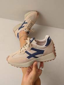 女士户外休闲运动鞋，适合四季通勤，防滑、防臭、透气舒适，系带设计方便穿脱。 - 卡其 - 查看 2