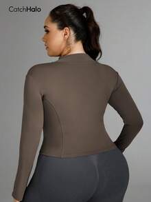 Plus Size Slim Fit Lightweight Yoga Jacket With Thumb Holes And Funnel Neck, Suitable For Gym, Running, Cycling And Everyday Wear