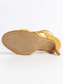 Sandálias femininas de salto alto, modelo gengibre, com tiras elásticas cruzadas no estilo romano, perfeitas para a primavera e o verão. - Gengibre - Ver 10