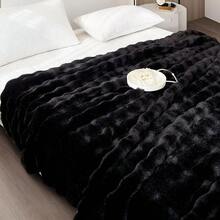 1条奢华仿貂绒毛毯，加厚双层柔软蓬松，触感如云朵般柔软，适用于家居、客厅、卧室、沙发等场所，也是提升家居生活品质的绝佳礼物。 - 黑色 - 查看 14