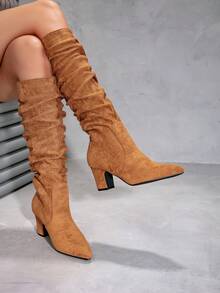 秋冬新款女士时尚热销尖头褶皱高跟绒面革和皮革过膝套脚靴，黑色 - 駝色 - 查看 3