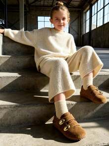 2025 Four Seasons Must-Have Kids' Unisex Casual Shoes: Brown Suede Upper + Gold Metal Oversized Buckle Hook And Loop Instant Adjustment Anti-Slip Round Toe Flat Heel Retro Fashion Style 3-12 Years Old Daily Wear & Street Style, Versatile Essential Shoes! - 棕色 - 查看 7