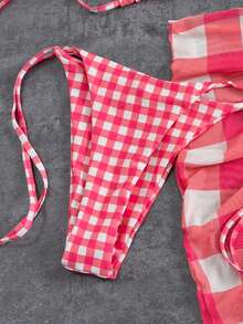 Conjunto de 3 peças com estampa pied-de-poule, top cropped com amarração nas costas, perfeito para férias e praia no verão. - Rosa Quente - Ver 6