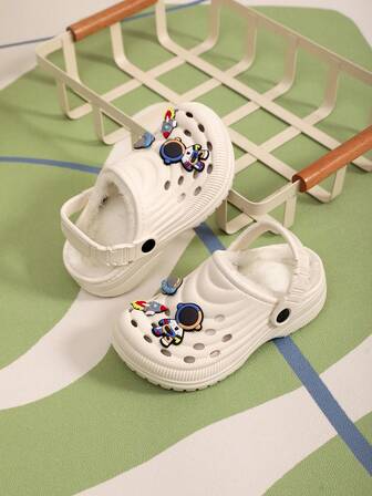 Zapatillas planas con diseño de astronauta de dibujos animados, cómodas, de moda, cálidas, para usar en casa, al aire libre, en otoño e invierno