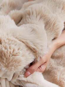 1pc Luxury Faux Mink Fur Plush Blanket, Thick Double-Layer Soft Fluffy Throw Blanket With Cloud-Like Feeling, Suitable For Home, Living Room, Bedroom, Sofa, Also Makes A Great Gift To Upgrade Home Living Quality - Camel - View 18