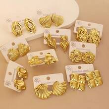 18 Pieces Of Stainless Steel Golden (Random) Geometric Shape Earrings / Heart-Shaped / Spiral Coils And Other Irregular Earrings And Earring Sets - Multicolor - View 4