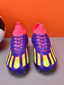 1 paire de chaussures de sport professionnelles unisexes basses pour l'extérieur, en herbe naturelle, avec lacets avant en PU, crampons longs AG/FG, pour jeunes, campus, football américain - Prune - Voir 6