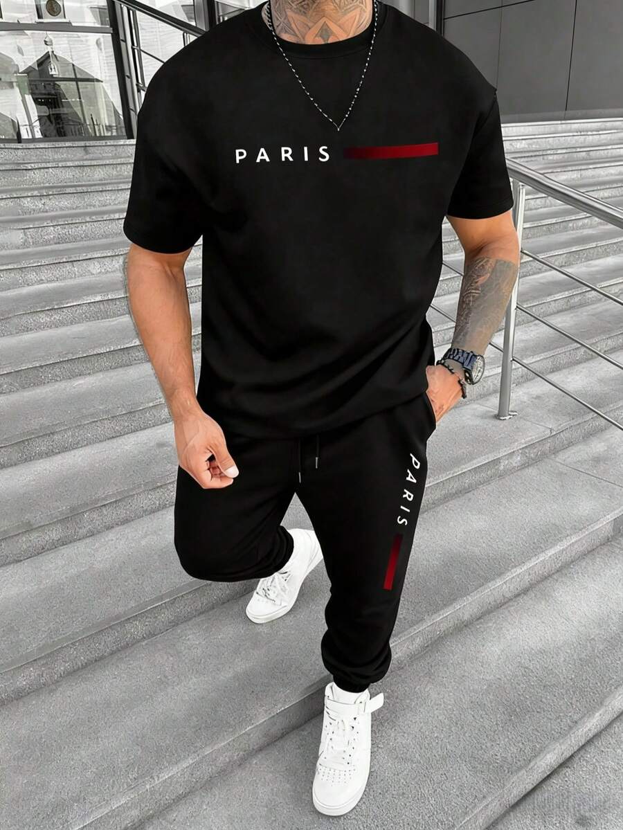 Conjunto casual de camiseta de manga corta y cuello redondo estampada y pantalones largos con cordón para hombre