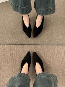 2025 New Retro High-End Pointed Toe Wedge Heel Shoes, Versatile, Comfortable, Suitable For Commuting And Evening Wear,Kitten Heels - Black - View 4