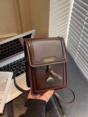 Vintage minimalistisk fyrkantig axelväska, nischdesign, exklusiv känsla, ny ankomst 2025