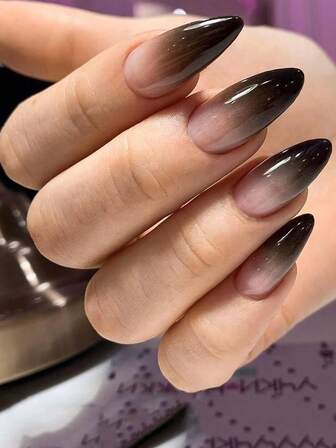 24片杏仁形按压式美甲贴片 - 简约黑白渐变设计，中等长度人造指甲，适合女性日常场合、派对和特殊活动，是送给她的完美礼物，美甲技巧礼物，精致的美甲艺术。