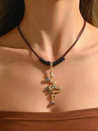 1件优雅哥特风锌合金蛇形吊坠项链，镶嵌水钻，可DIY手工编织绳项链，适合派对、节日装扮和送礼。