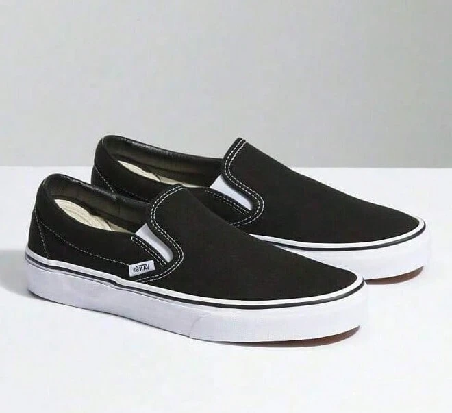 Vans Unisex Core Classic Slip-On – Iconic Checkerboard Canvas Slip-On Sneakers For Effortless Style VN000EYEBLK - 黑色 - 查看 1