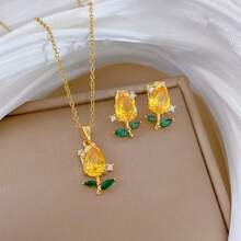1 Set de Collar y Aretes de Joyería con Colgante de Flor de Tulipán de Acero Inoxidable y Circonita para Mujeres, Diseño Elegante y Versátil de Lujo, Adecuado para Uso Diario/Fiesta, Accesorio de Regalo Exquisito para Fiestas