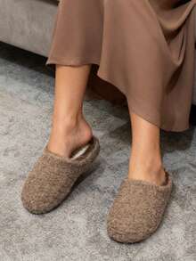 Women's Thick-Soled Solid Color Fur Slippers, Warm And Anti-Skid Indoor Slippers, Fashionable Women's Home Slippers, Suitable Autumn And Winter Wear. - Coffee - View 3