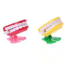 1pc Winding A Spring, With Eyes, Jumping Teeth, Funny And Teasing Gifts, Cute And Childlike Teeth - Multicolor - View 3