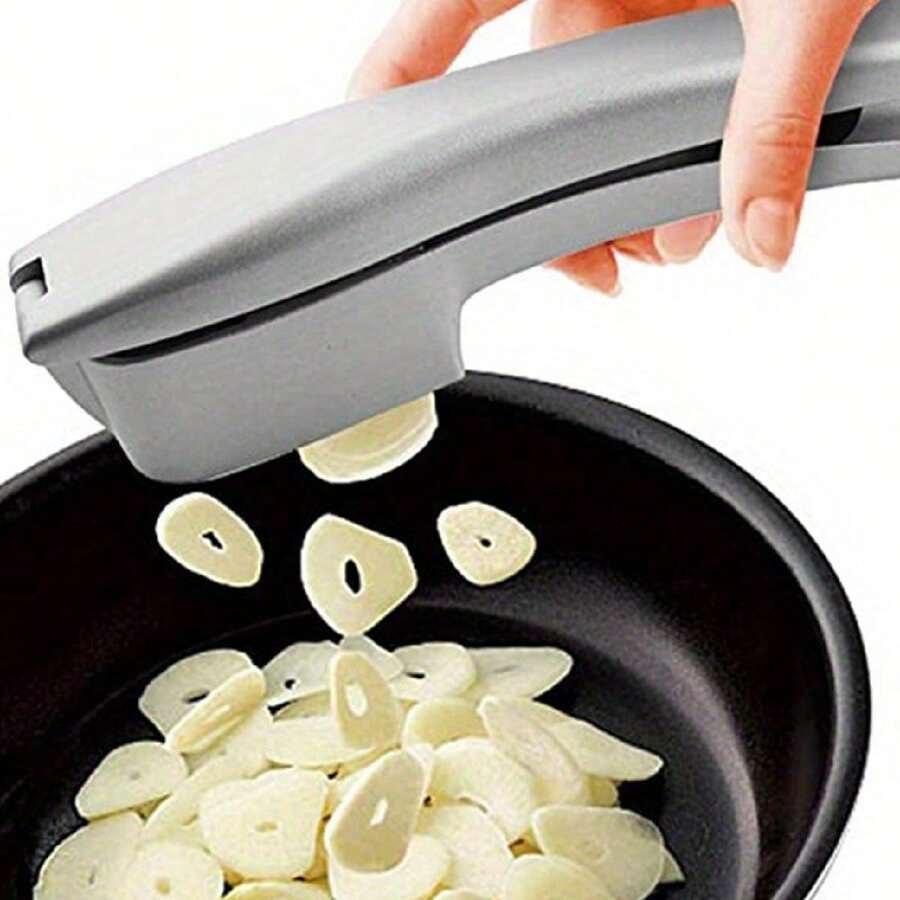 1pc, Garlic Press, Multifunctional Garlic Press, Garlic Chopper, Zinc Alloy Garlic Slicer, Metal Garlic Mincer, Washable Garlic Crusher, Kitchen Garlic Chopper, Ginger Squeezer, Garlic Masher, Garlic Mincer, Kitchen Stuff, Kitchen Gadgets - Multicolor - View 1