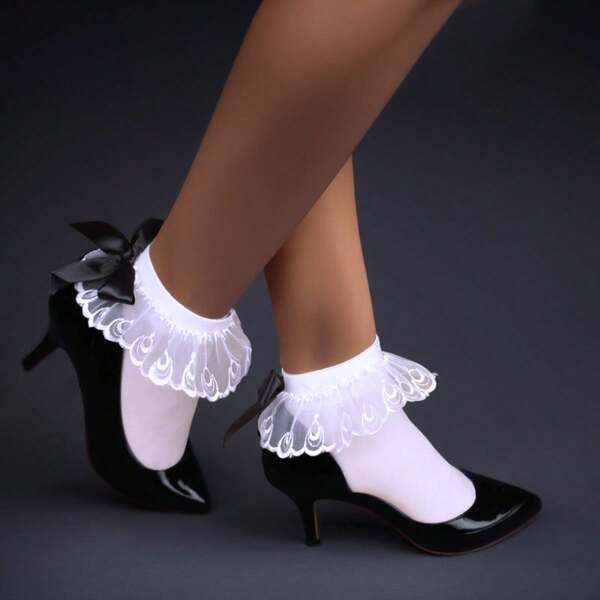 1 Pair Women's Sexy White Velvet 100D Lace Trim Ankle Socks With Black & Red Bow