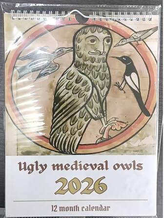 1 st 2026 vintage gotisk medeltida ugglemålningskalender. Djurtema retro väggdekorationskalender, jul-/nyårs-/födelsedagspresent till vänner och djurälskare. Dagliga, veckovisa, månadsvyer, väggbonad för kontor och hem.