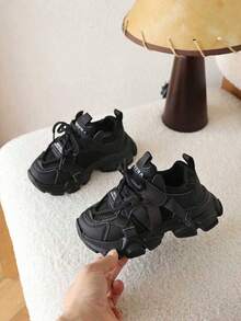 1 Pair Kids' Summer Mesh Breathable Black Sports Shoes - Black - View 3