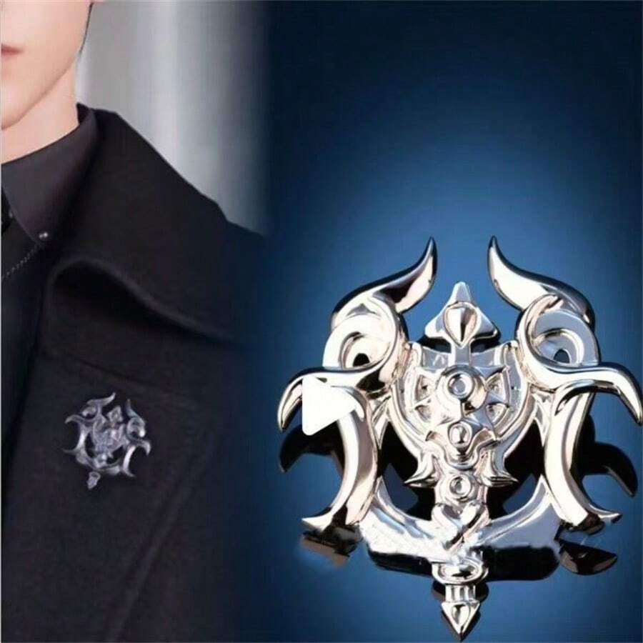 Lisheng Dark Shadow Clothing Brooch, Anime Game Peripheral, 2D Cosplay Accessory, Birthday Gift - Multicolor - View 1