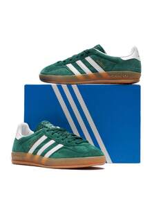 Adidas Giày thể thao nam Gazelle Indoor Casual Sneakers đế ngoài bằng da lộn màu cao su, gót tương phản, sọc thoải mái khi tập Gym hàng ngày, màu xanh navy JI2062 - xanh lá cây và trắng - Xem 5