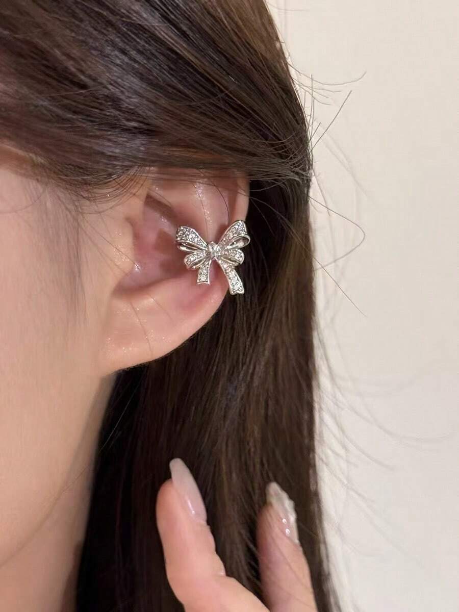 圣诞蝴蝶结耳环，独特设计的夹式耳环，无需耳洞的可爱耳环