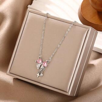 1 件甜美粉色蝴蝶和星星吊坠项链，适合日常佩戴、送礼、约会