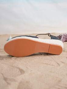 女士黑色皮革镂空透气休闲度假编织草绳坡跟凉鞋 - 黑色 - 查看 3