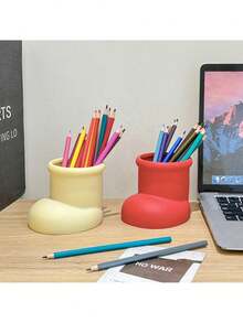 1个可爱靴子造型笔筒兼桌面收纳盒，多功能高颜值办公/学生桌面整理器，独特桌面装饰、房间装饰、家居装饰摆件、家居小摆件 - 彩色 - 查看 3