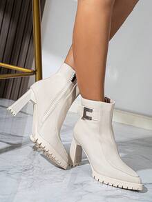 2025 Autumn/Winter New Pointed Toe Boots, High Heel, Warm Lining, Waterproof Platform, Thick Heel Short Boots For Women