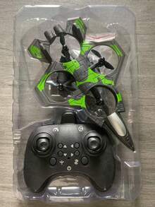 4DRC Model samolotu dla dzieci, samolot zdalnie sterowany, akrobacje z regulacją wysokości, zabezpieczenie przed upadkiem, materiał piankowy, szybowiec grawitacyjny, światła efektowe, quadrocopter, akcesoria w losowych kolorach - Czarne - Zobacz 15