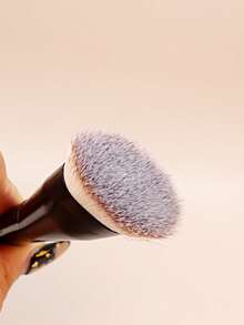 1pc Flat Foundation Makeup Brush, New Black Handle Flat Top Powder Blush Contour Blush Brush,Foundation Brush,Concealer Brush,Blush Brush,Contour Brush,Blush Brush,Bronzer Brush,Powder Brush,Foundation Brush,Blush Brush