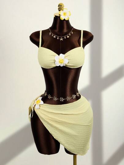 Zestiva Conjunto de bikini de 3 piezas con textura de tela, decoración floral, espalda descubierta, lazo, sexy y dulce, para uso casual en la playa o vacaciones, color crema y amarillo