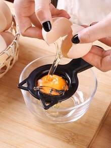 2/1pc Cat Shaped Egg Yolk Separator, Baking Dessert Egg White Egg Yolk Filter Strainer, Hollow Grooved, Multifunctional Plastic Measuring Spoon, Suitable For Baking, Cooking And Kitchen Use, Easy To Clean Kitchen Tool