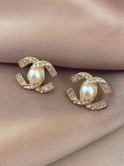 2pcs Fashionable Luxury Encrusted Criss-Cross Pearl Stud Earrings, Versatile C-Shaped Earrings Suitable For Women's Daily Wear, Outings And Events
