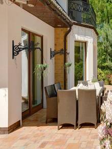 2pcs Black Metal Plant & Lantern Hanging Hooks - Versatile Indoor/Outdoor Garden Decor