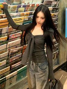 红色蝴蝶结装饰长袖T恤，女士修身V领叠穿上衣，秋冬款 - 灰色 - 查看 5