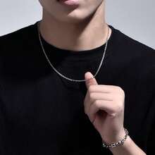 1件S925方形十字架项链，街头嘻哈配饰，厚度2.5毫米，男女皆宜的时尚首饰，现代简约设计，都市风格，经久耐用，独特时尚单品 - 銀色 - 查看 3