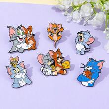 华纳兄弟 1/6 件装经典喜剧卡通胸针创意趣味珐琅别针金属徽章首饰服装背包配饰礼品