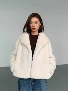 女士奢华黑色仿皮草外套，常规版型，长袖立领夹克 - 白色 - 查看 8