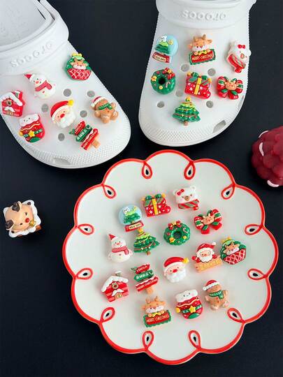 Cute Christmas Theme Hollow Out Clogs Charms Set - Reindeer, Christmas Tree And Santa Claus Decorations, Holiday Hollow Out Clogs Accessories